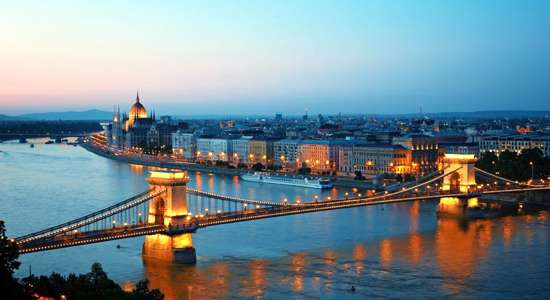CRUCEROS BUDAPEST HUNGRIA CRUCEROS DANUBIO CRUCEROS FLUVIALES DANUBIO RIIVER CRUISES DANUBE CRUISES BUDAPEST HUNGARY CRUISES ART CRUISES